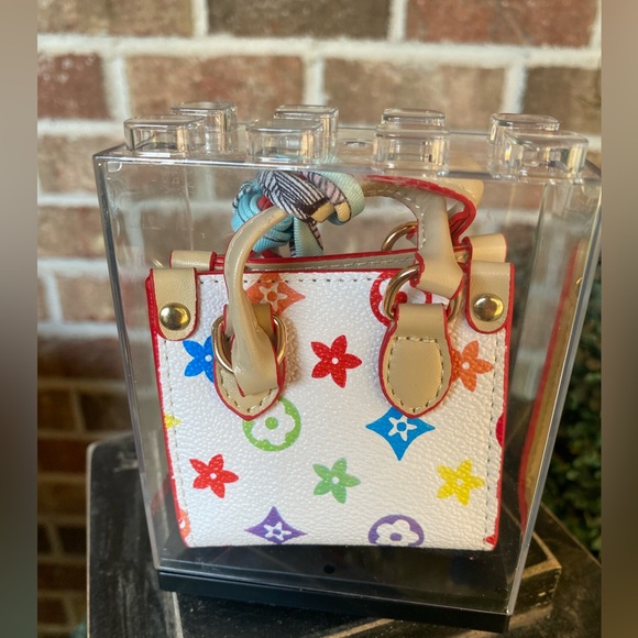 Louis Vuitton LV#316 Lock and key with FASHION mini Bag with Case - Picture 3 of 12